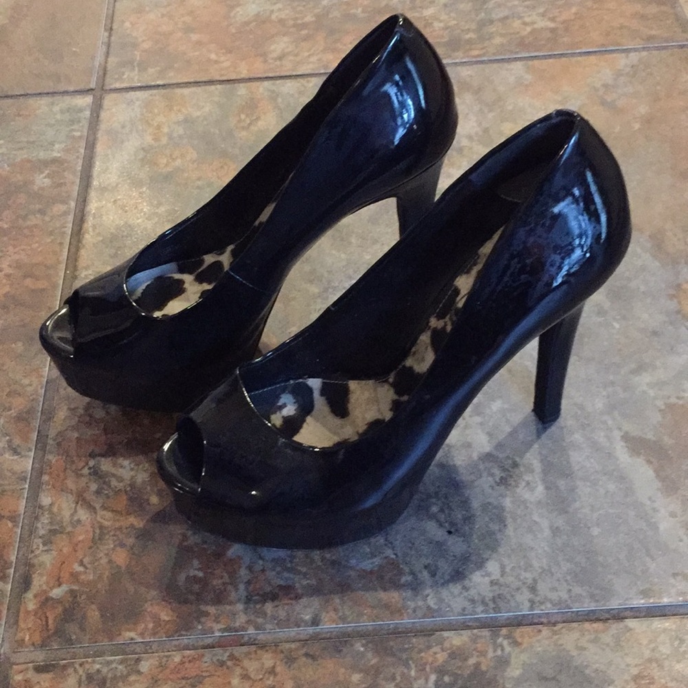 Black heels